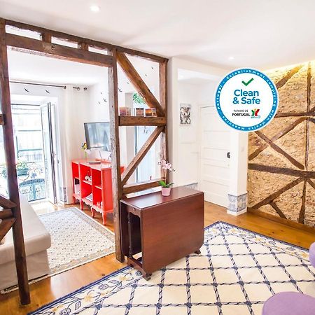 Typical Bairro Alto Apartment リスボン エクステリア 写真